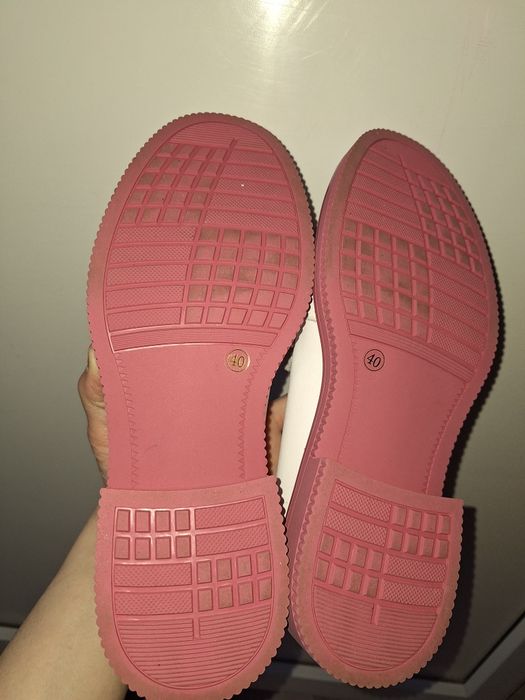 Продам кожаные лоферы, новые!