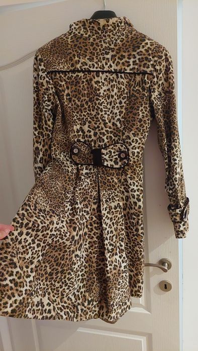 Vând palton subțire Urma S/XS