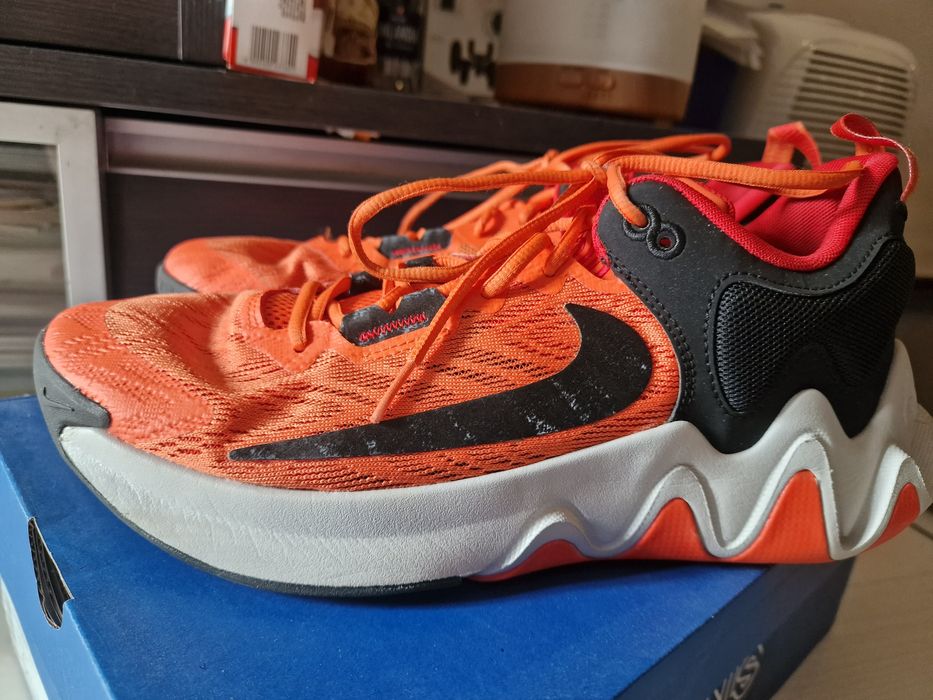 Nike Мъжки баскетболни маратонки 44 номер