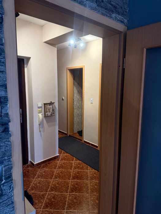 Дава се под наем Тристаен апартамент в София, Център - 120 кв.м за 1345.38 € - Снимка #10