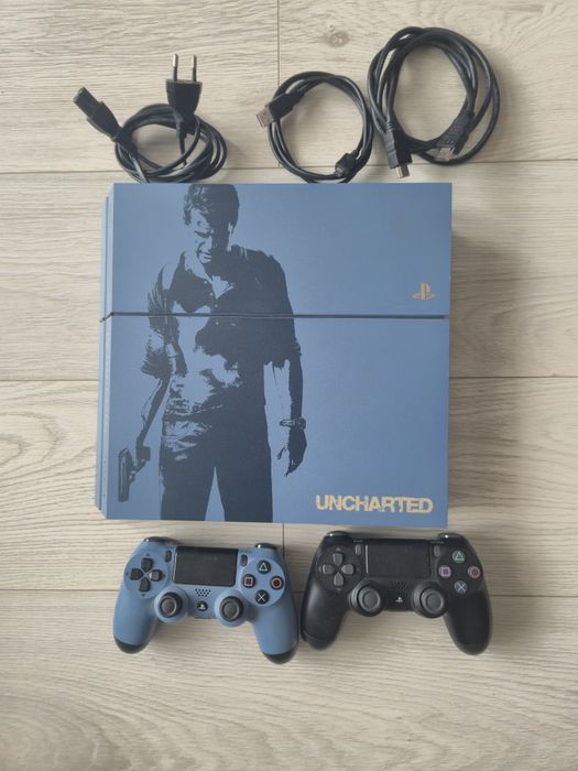 Ps4 slim cu 16 jocuri