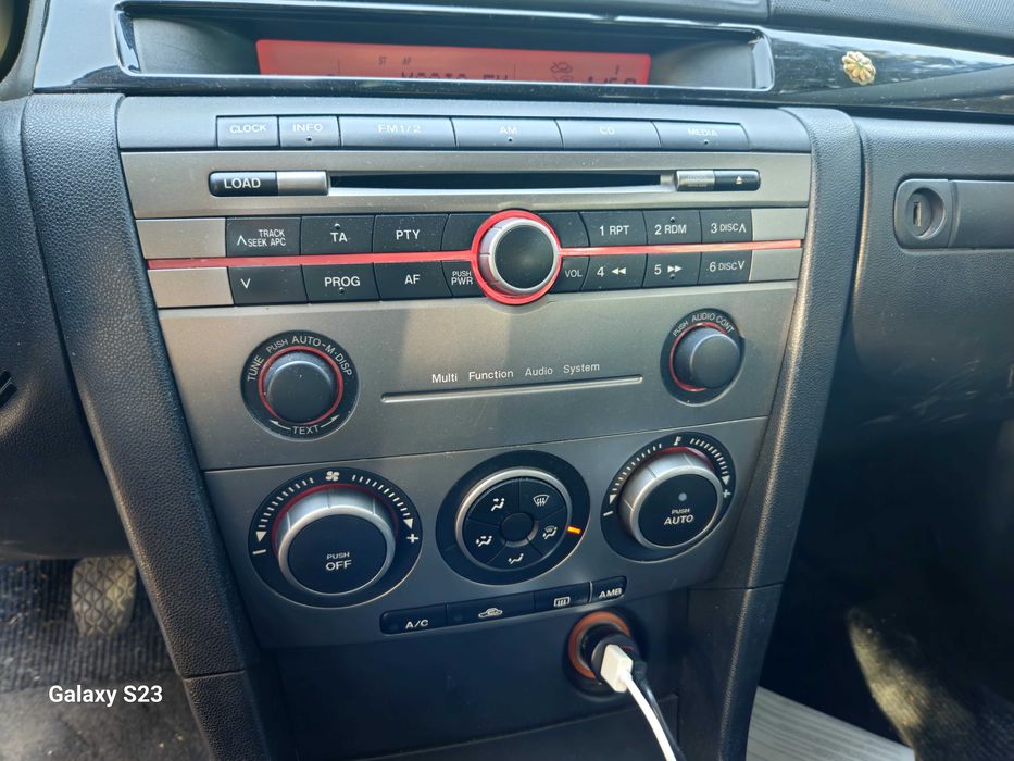 MAZDA 3 2006 — imagine 3