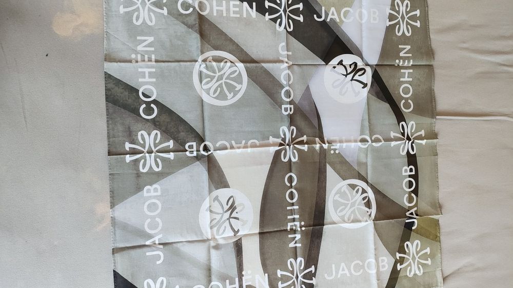 Кърпички Jacob Cohen