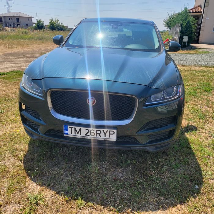 Jaguar F Pace 2016