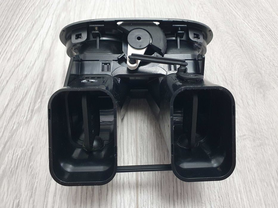 Grila ventilatie spate VW Golf 6 plus, 5M0 819 203 F