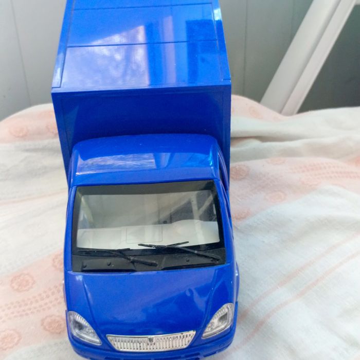 Машинка и вертолёт