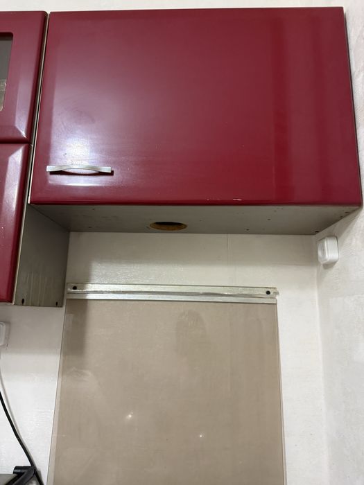 Прлдается кухонный гарнитур