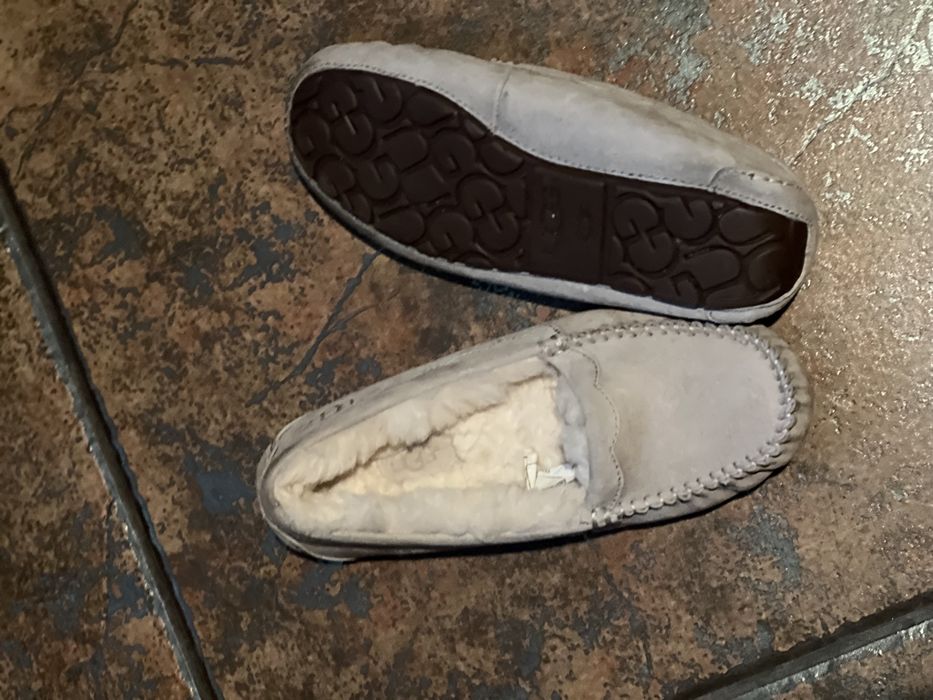 Vand mocasine/pantofi sport noi UGG originali nr 37