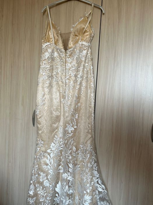 Официална дамска рокля