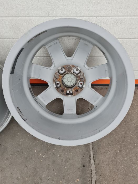 Оригинални джанти за BMW R17 5x120 ET47 8J