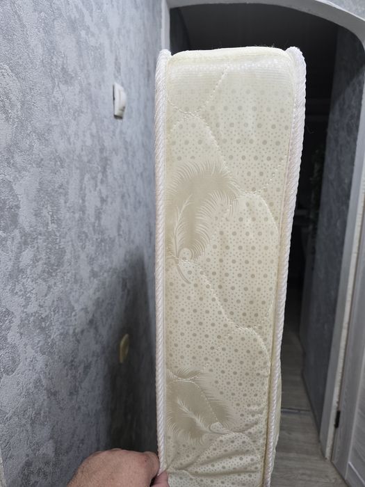 Продам матрас срочно
