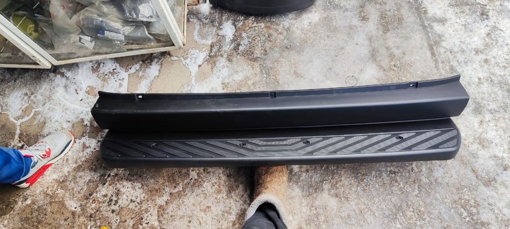 Бампер подножка задняя спринтер