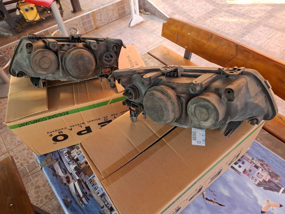 Фарове за СААБ 93