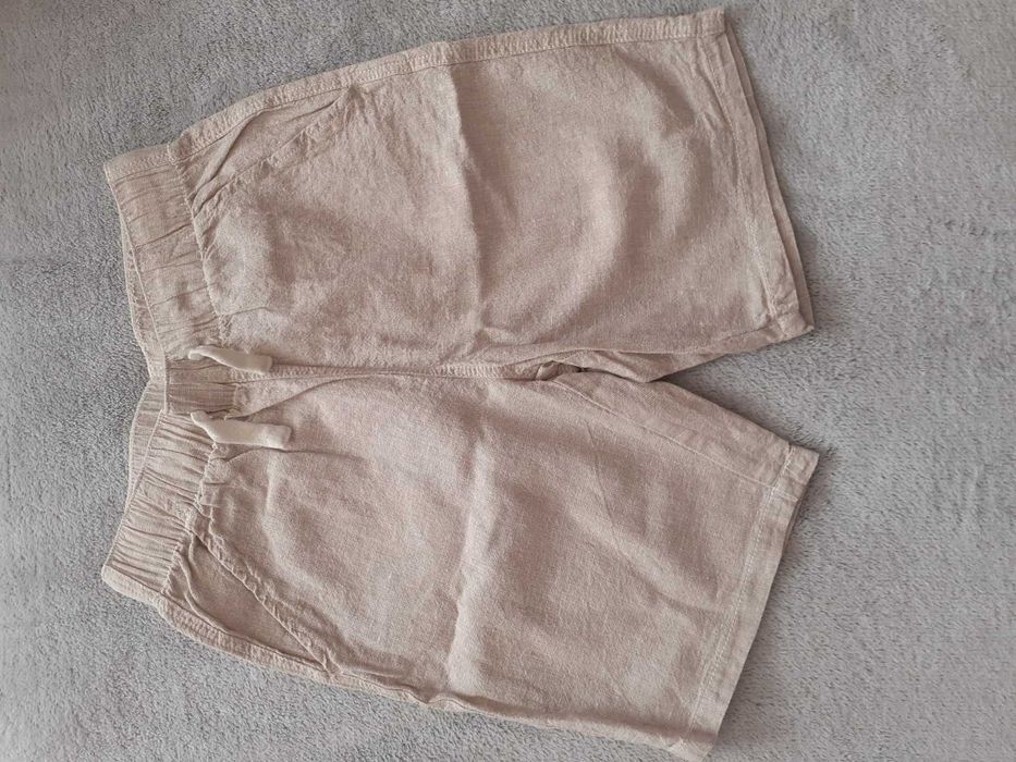 Комплект летни къси гащи - размер 140 см.