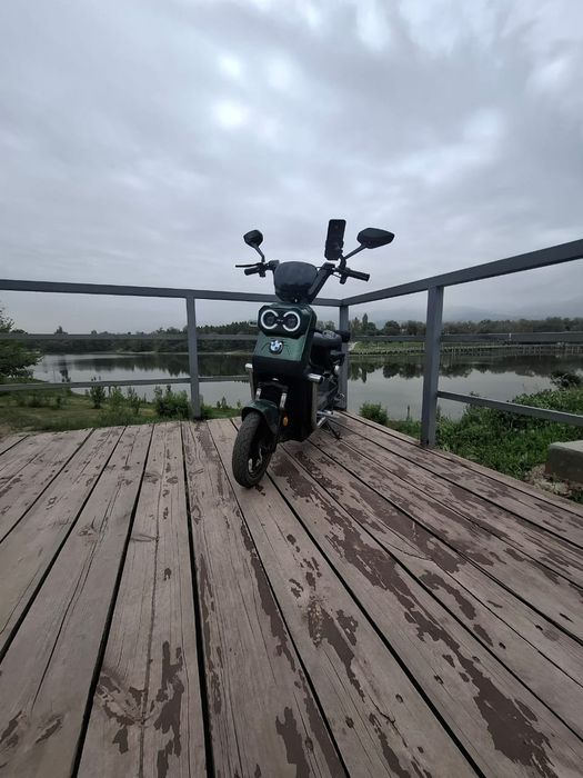 Танк зелёного цвета