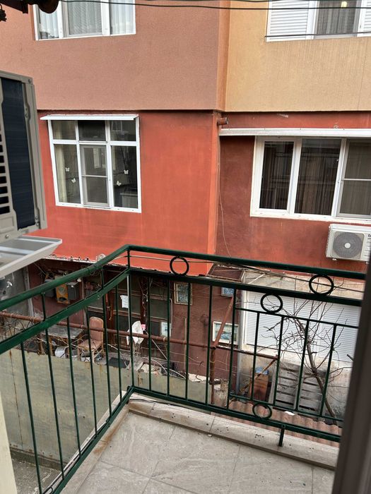 Дава се под наем Тристаен апартамент в Благоевград, Идеален център - 60 кв.м за 359.04 € - Снимка #12