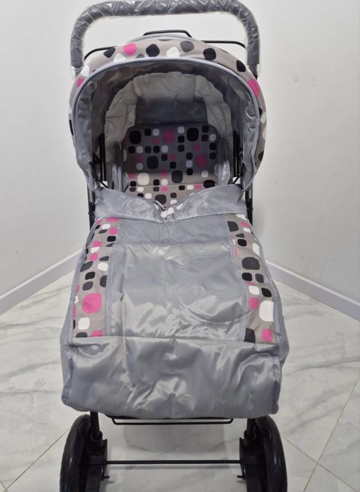 Прогулочная коляска лето/зима