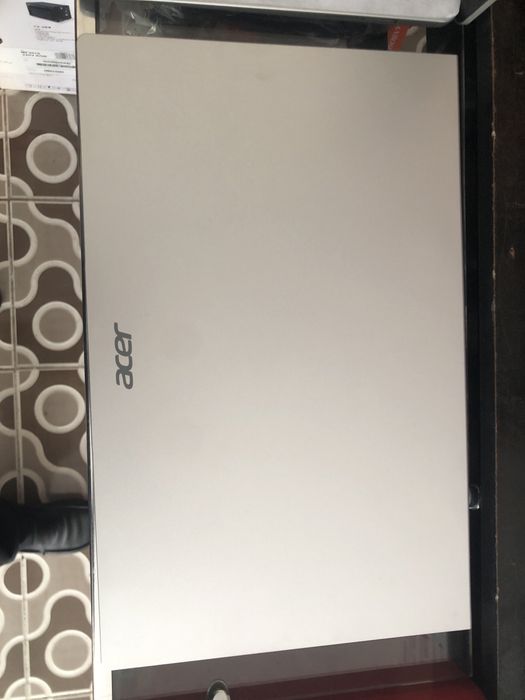 Acer not bok yangi iwlatilmagan