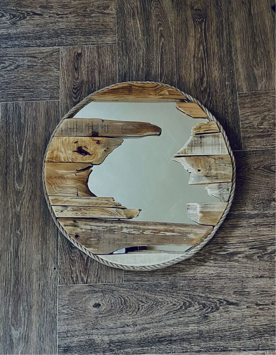 Налично! Декорация за стена огледало и дърво. Ръчна изработка!