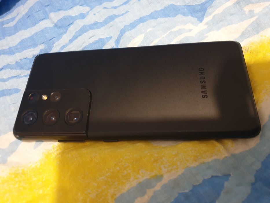 Vând Samsung S 21 Ultra impecabil