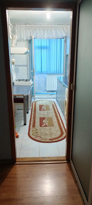 Vând apartament 2 camere decomandat, situat în zona Micro 13