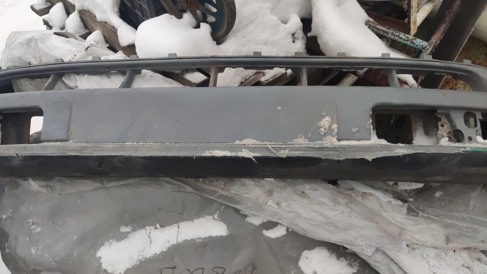 Передний бампер Фольксваген Пассат б4