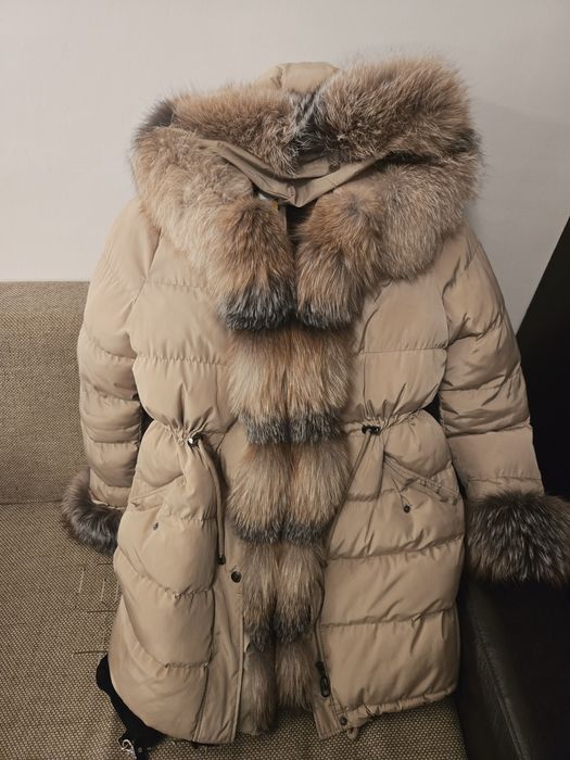 Haina de fas cu blana vulpe aramie
