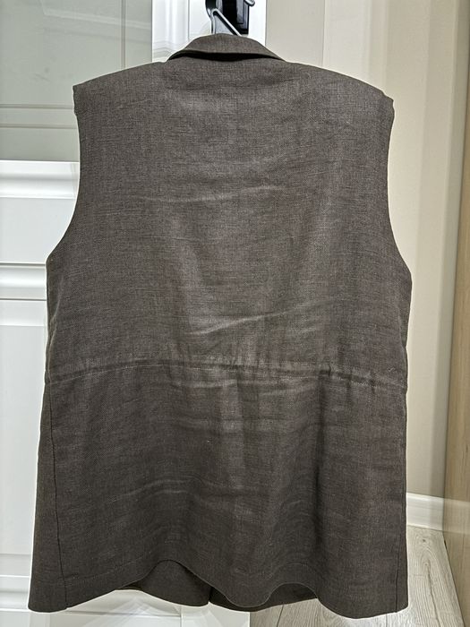 Продам жакет (безрукавка)