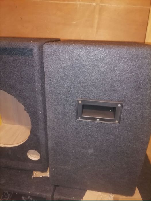 Кутии за 15-ки говорители