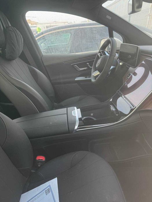 Mercedes EQE500 suv 2024 bez probeg