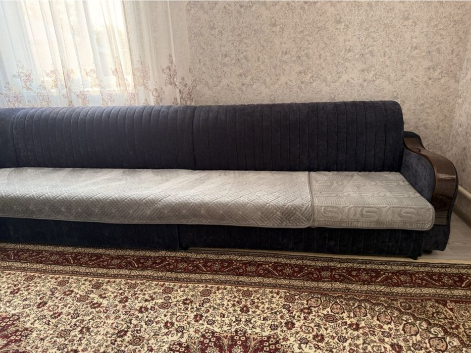 Продам домащний уголок.