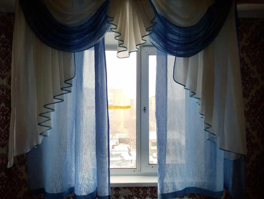 Шторы для кухни с дамбрикеном