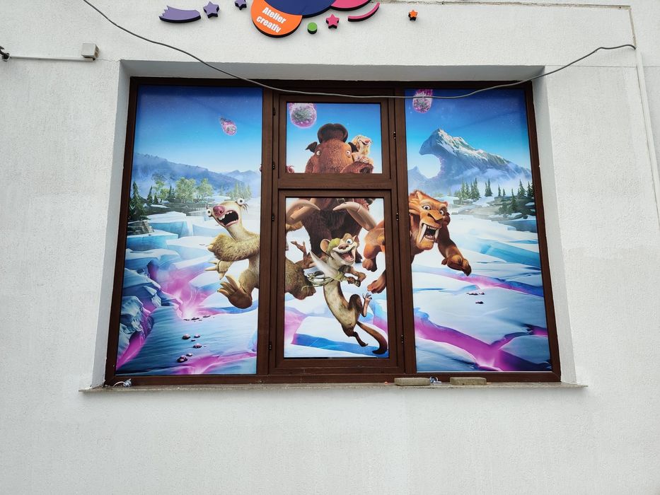 Colantare / foliere geamuri, vitrine, interioare si exterioare