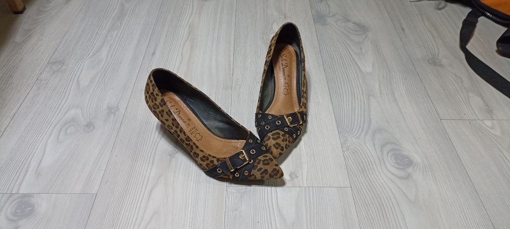 Pantofi dama cu toc mediu