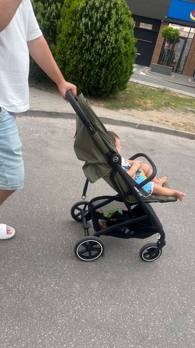 количка Cybex Beezy