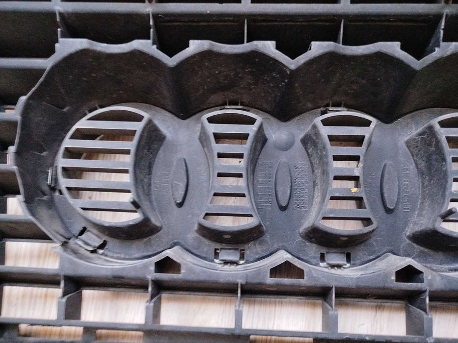 Решетка радиатор за Audi A3 8P