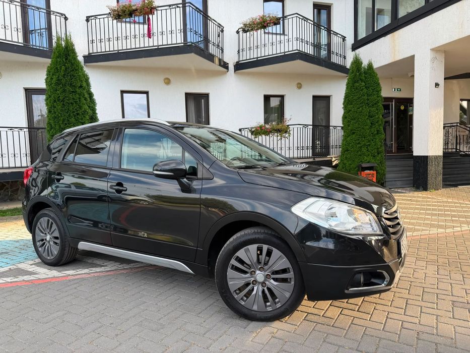 Suzuki S-Cross
