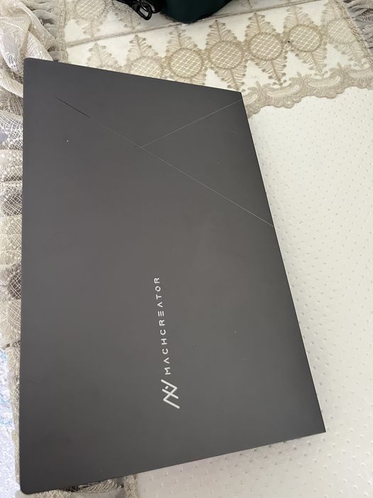 Ноутбук machcreator one i5