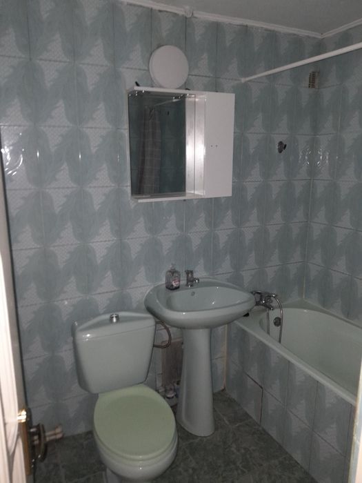 Inchiriez garsoniera Huși