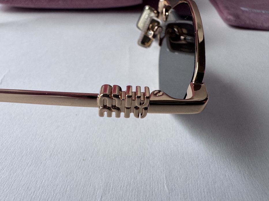 Ochelari de soare Miu Miu SMU56Z 56-17 145, Noi
