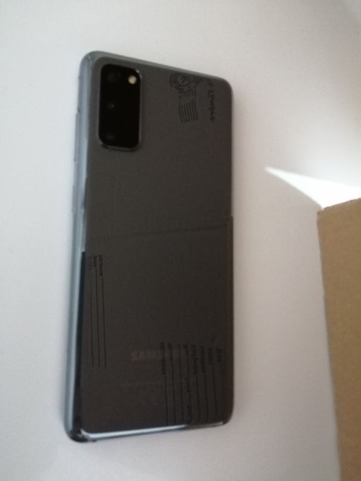 Carcasa Sparta Samsung Galaxy S20 Display Defect