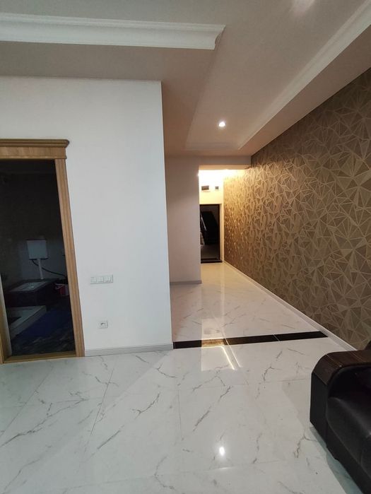 Ofis ijara – Markaz Lunacharskiy, 104 m²

Maydoni: 104 m², 3+1 xonali