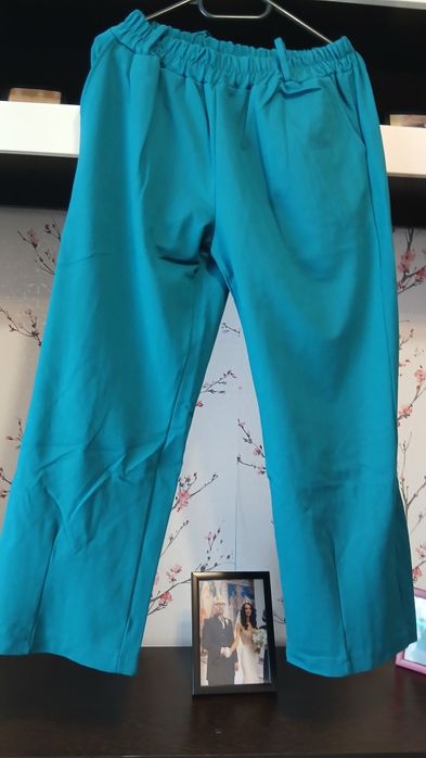Pantaloni pentru fete