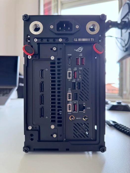 9950X3D/RTX5090FE/96GB/4TB/SF1000/FormD