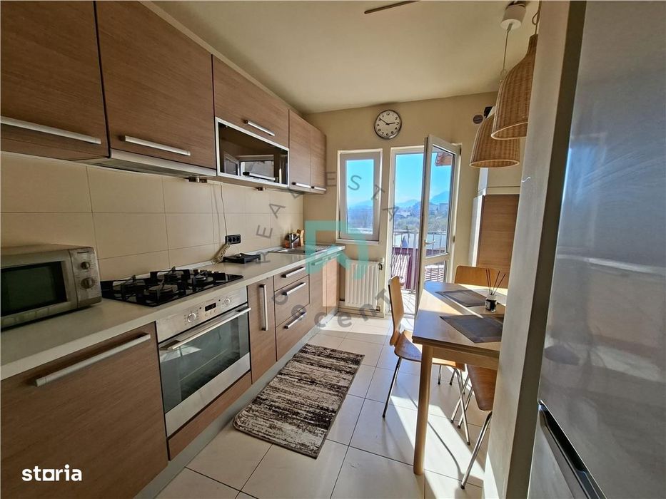 Apartament 3 camere Centru Civic, Brasov