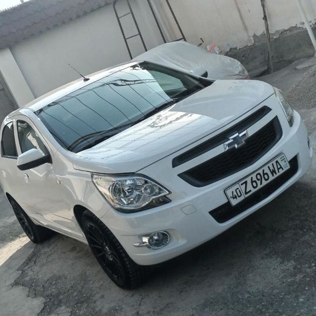 Автомобиляь кобальт 2013 года рождения