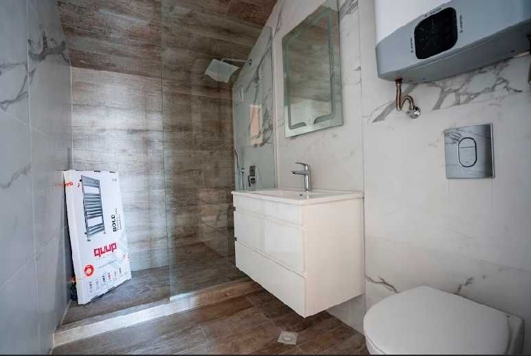 Дава се под наем Тристаен апартамент в Пловдив, Младежки Хълм - 126 кв.м за 330000 € - Снимка #9