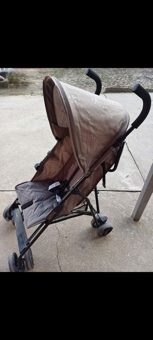 Vând cărucior pentru bebeluși