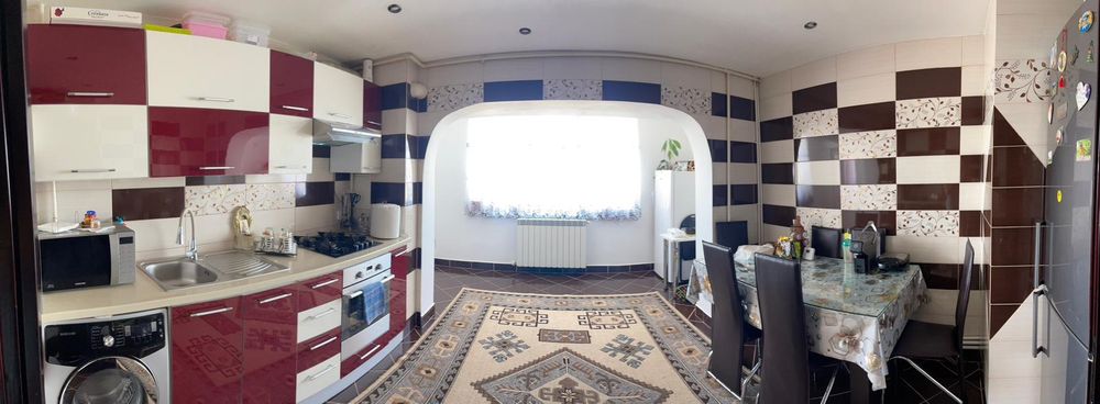 Apartament trei camere