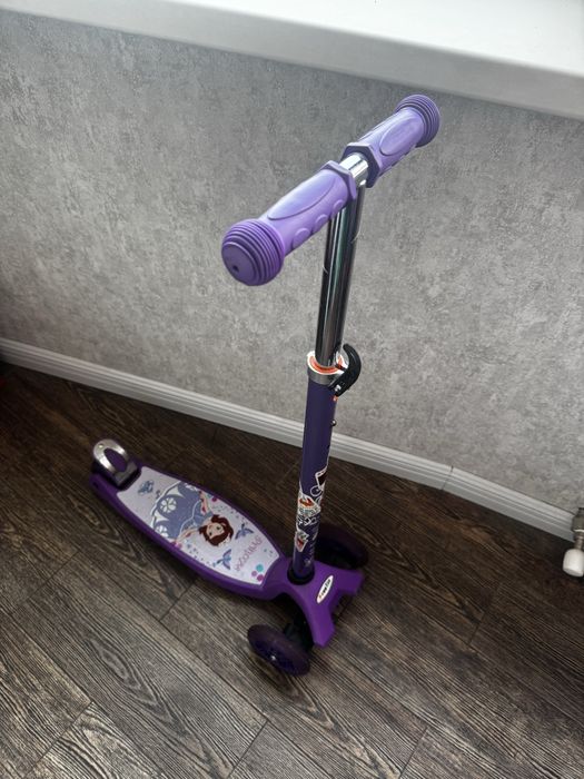 Продам детский самокат